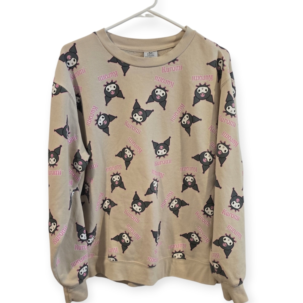 SANRIO Oversized Kuromi Sweatshirt Size Medium